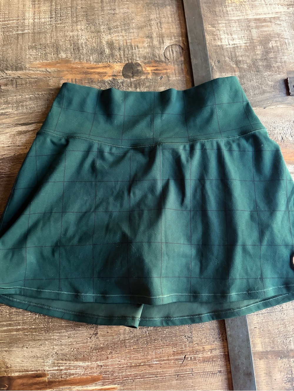 Vuori Forest Green Women's Skirt - Athletic Skort and tank set - Picture 3 of 6